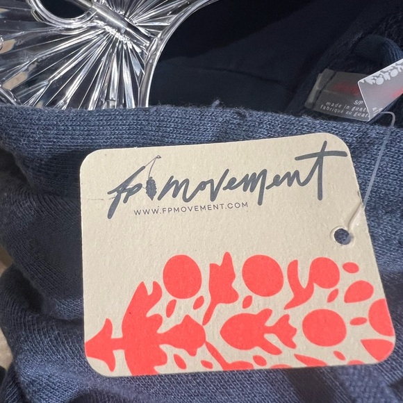 FREE PEOPLE Women's Blue Hoodie - Picture 6 of 6